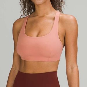 NWT Lululemon Wunder Train Bra, size 10